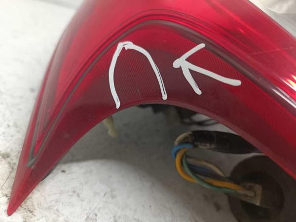 FEU ARRIERE DROIT NISSAN - Vue 3